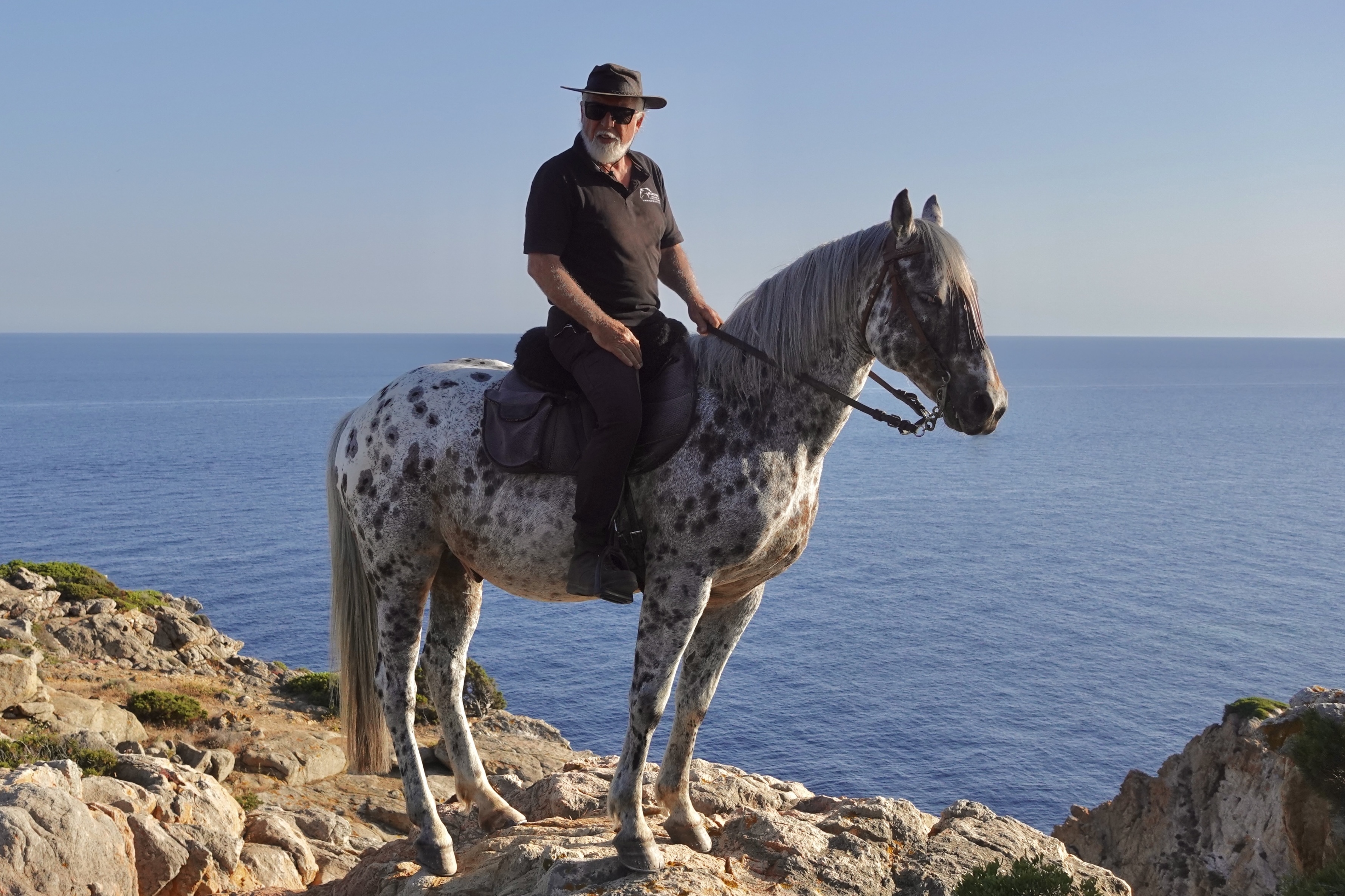 Giancarlo Cabras con un cavallo